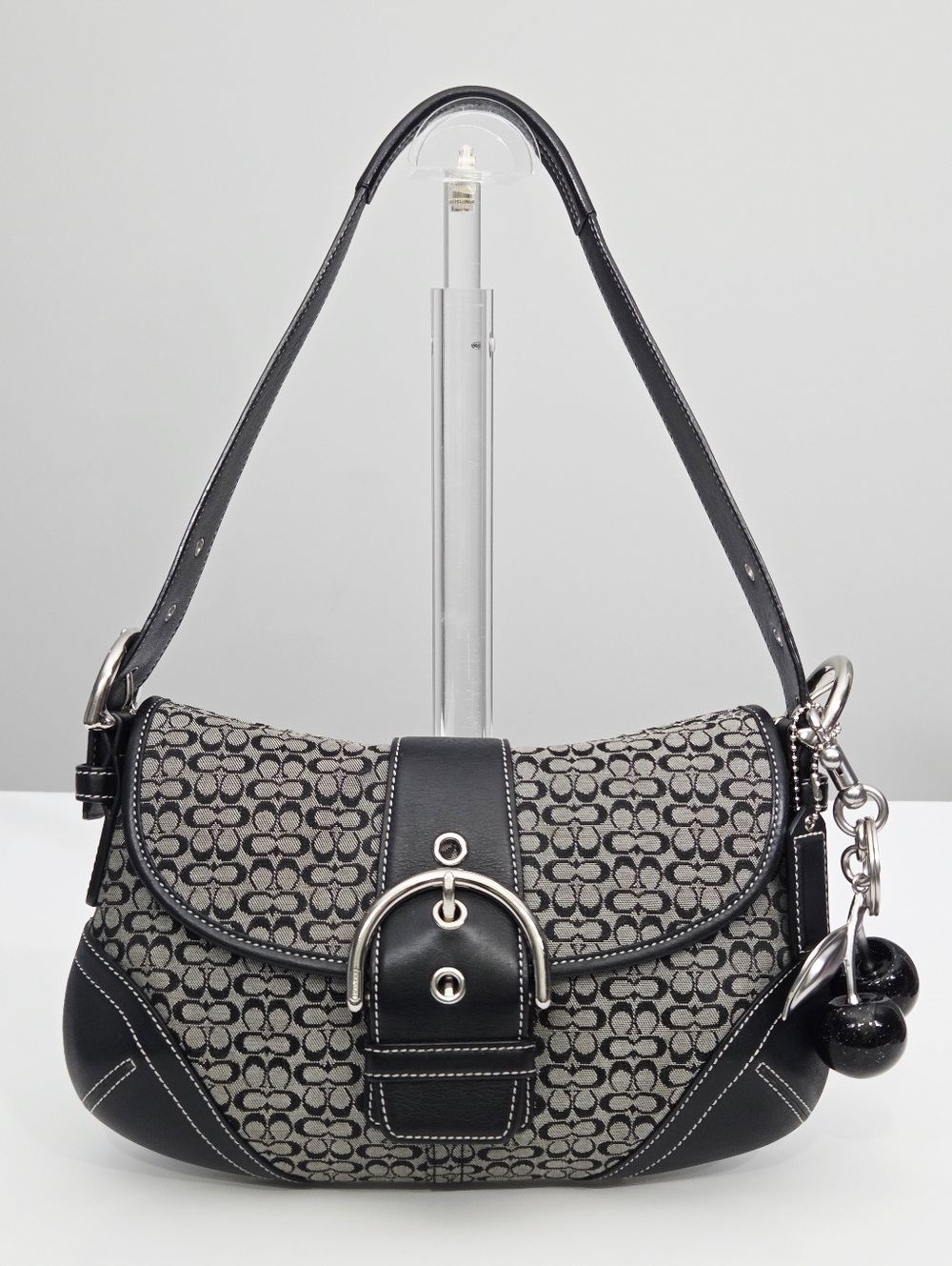 EXCELLENT VINTAGE COACH Y2K MINI SIGNATURE SOHO BUCKLE FLAP SHOULDER BAG 6818